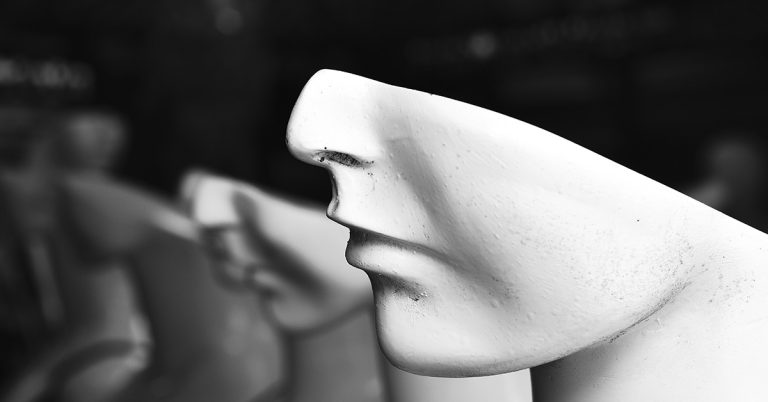 AI creates images of ‘perfect’ man and woman - Featured image