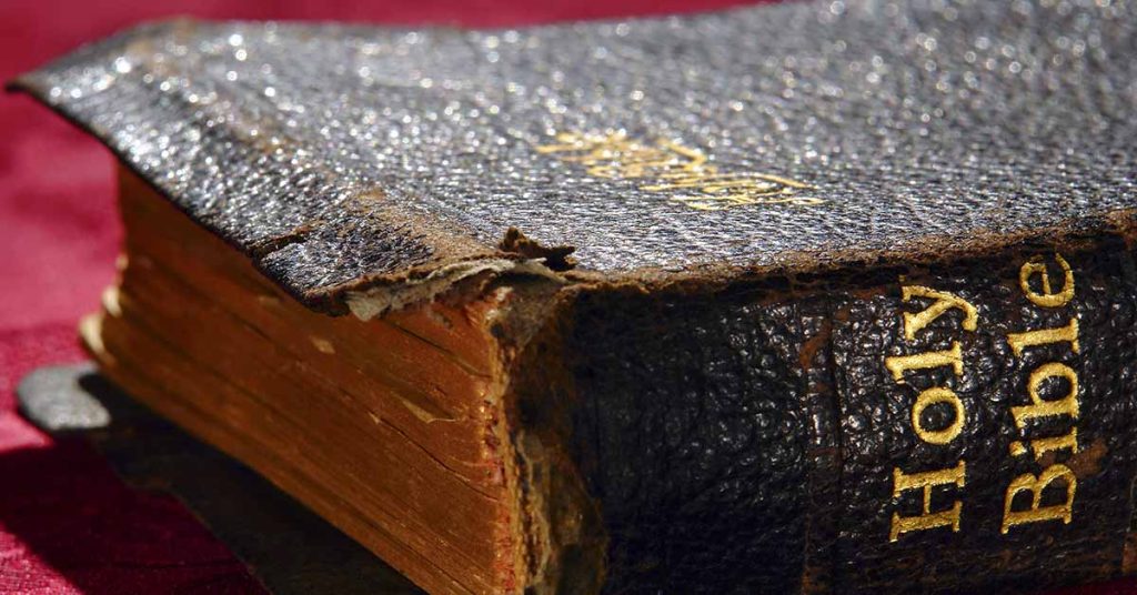 10 Ways The Bible Has Changed Throughout History - Featured image