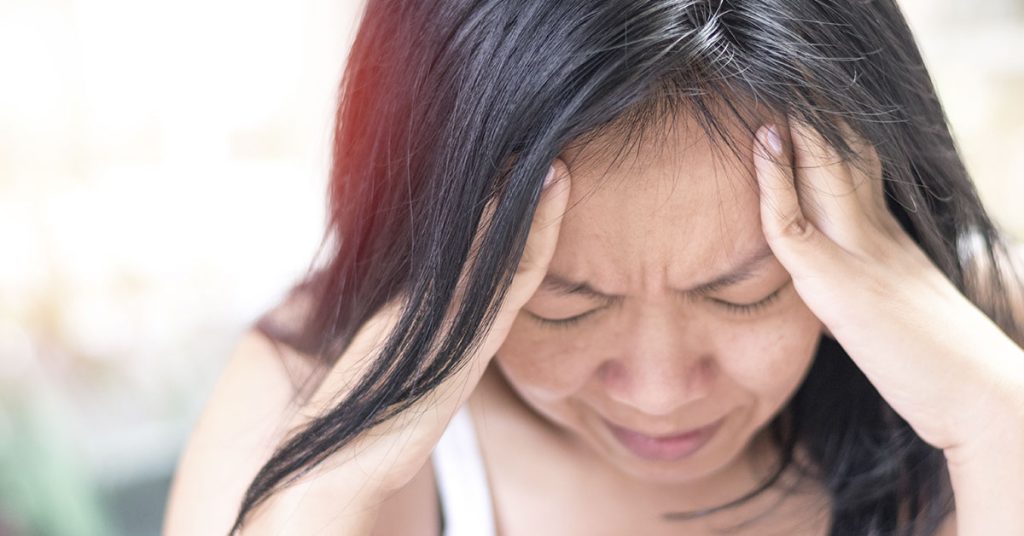 Getting Annoyed by Chewing Noises Can Genuinely Be a Psychiatric Disorder - Featured image