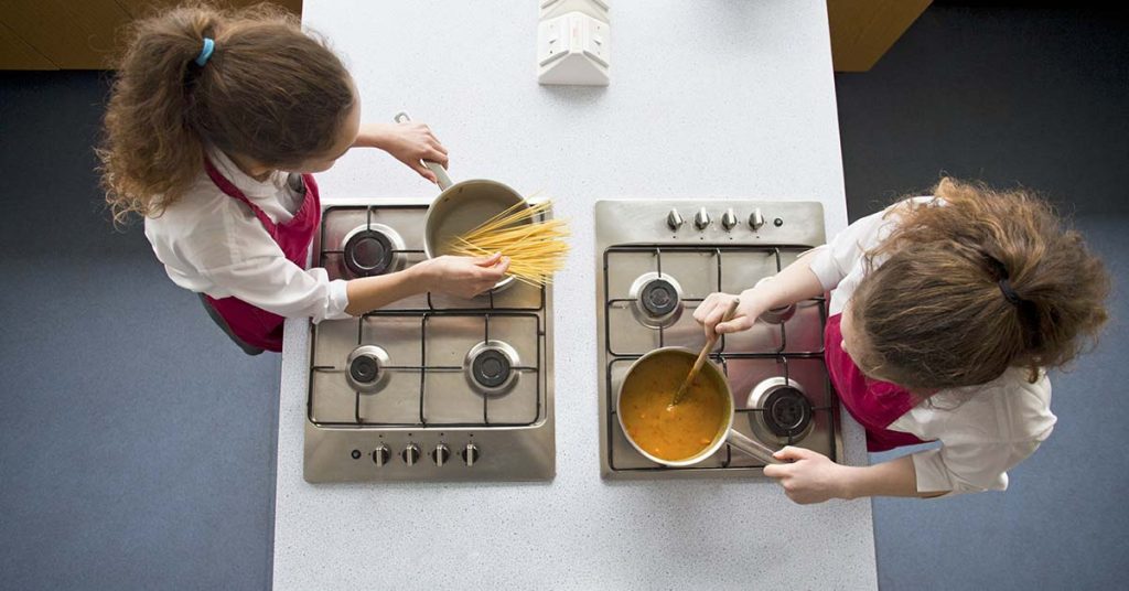 Bring Back Home Economics Class Because Our Kids Lack Basic Life Skills - Featured image