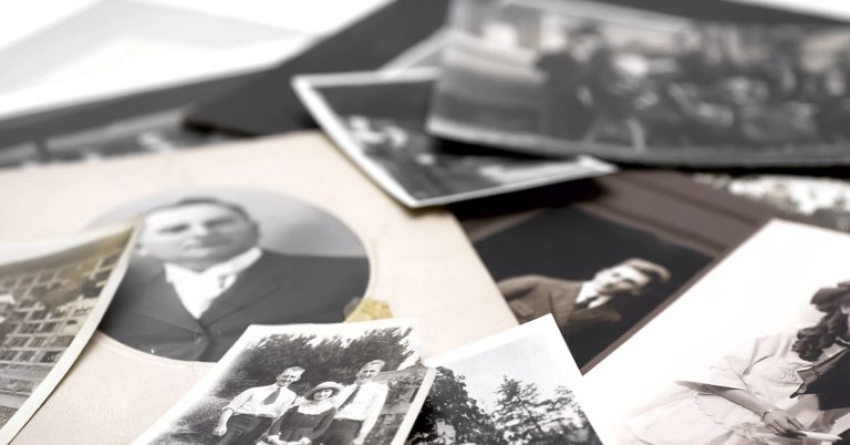 Man Buys $2 Photo at Flea Market That Ends Up Worth Millions - Featured image