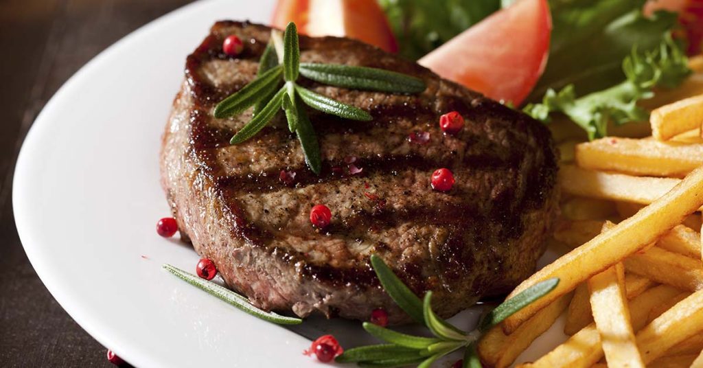 Woman Who Won $43 Million At Casino Offered Steak Dinner Instead Of Her Winnings - Featured image