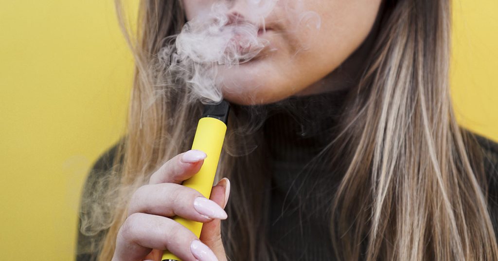 People are shocked after seeing how disposable vape pens are made - Featured image