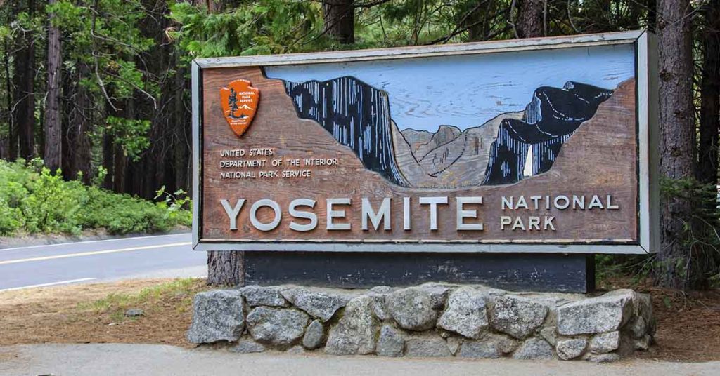 Yosemite National Park sign 
