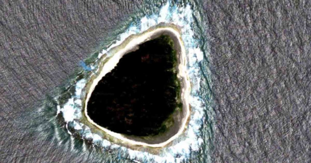 the 'pacific blac hole' on google maps