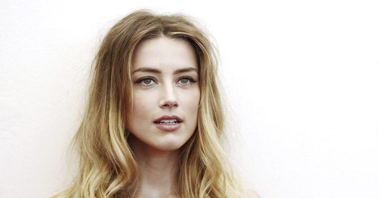 Famous Surgeon Claimed Amber Heard’s Face is the “Most Beautiful In The World” - Featured image