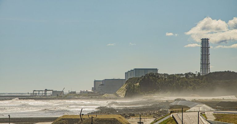 China Bans Seafood From Japan After Fukushima Nuclear Plant Begins Releasing Wastewater - Featured image