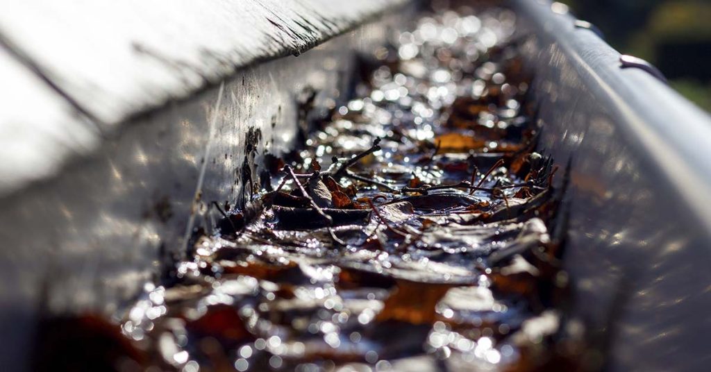 31 Things People Do That Ruin Their Homes - Featured image