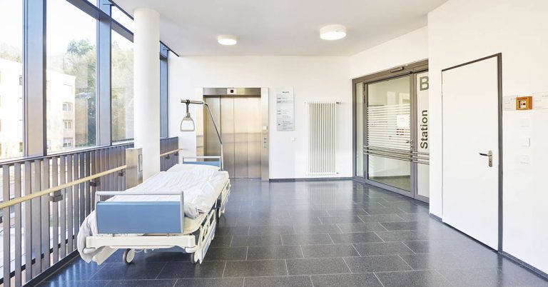 He Was Hired To Wheel Patients To Their Rooms And Had No Idea Cameras Were Recording Him - Featured image