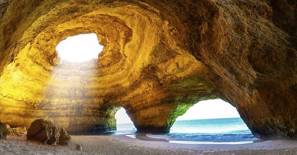 There’s a Hidden Cave in Portugal With a Skylight and a Beach That You Can Only Get to by Boat - Featured image