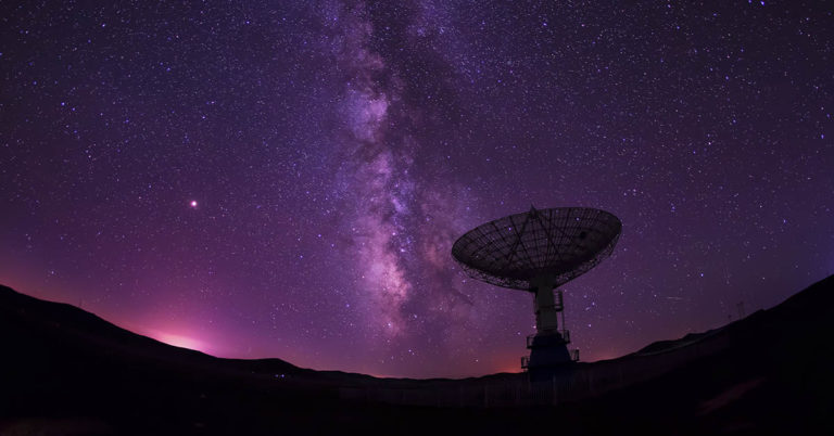 Astronomers Detect Radio Signal That Took Billion Years to Reach Earth - Featured image