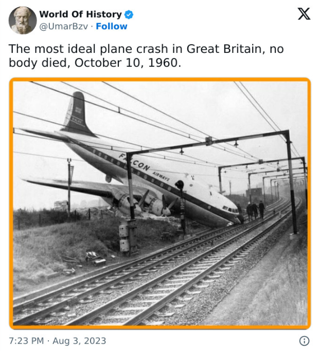 historical images  - A plane crash in Great Britain in 1960 where every passenger survived. 