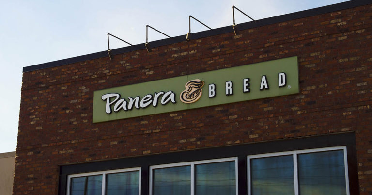 Panera Bread Sued By Family After Woman Died After Drinking Charged Lemonade - Featured image