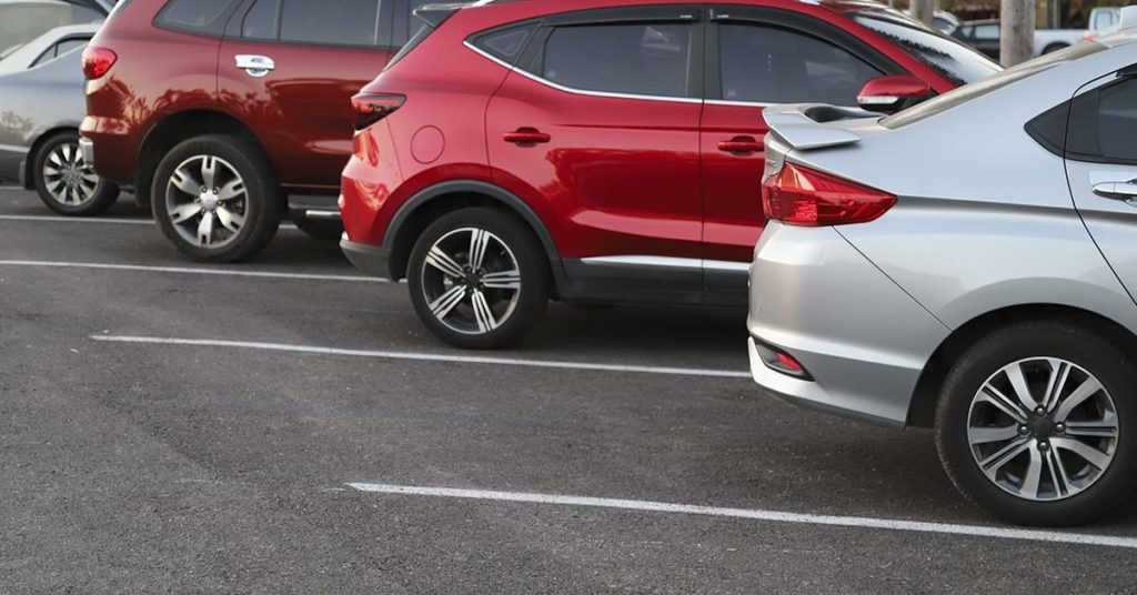 12 Photos You Should Always Keep on Your Phone - Featured image