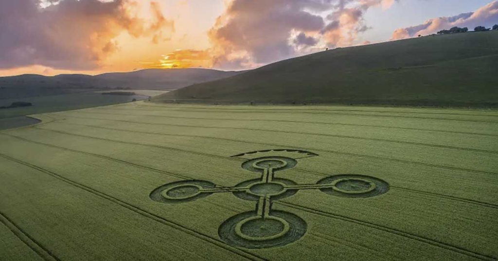 Whatever Happened to Crop Circles? Nobody Talks About Them Anymore. - Featured image