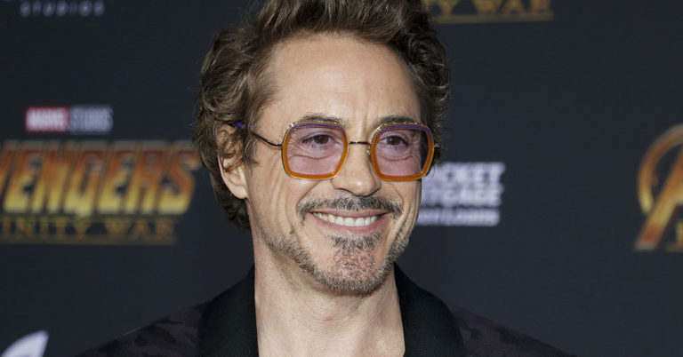 Robert Downey Jr. Defends Tropic Thunder Despite Criticism For Wearing Blackface - Featured image