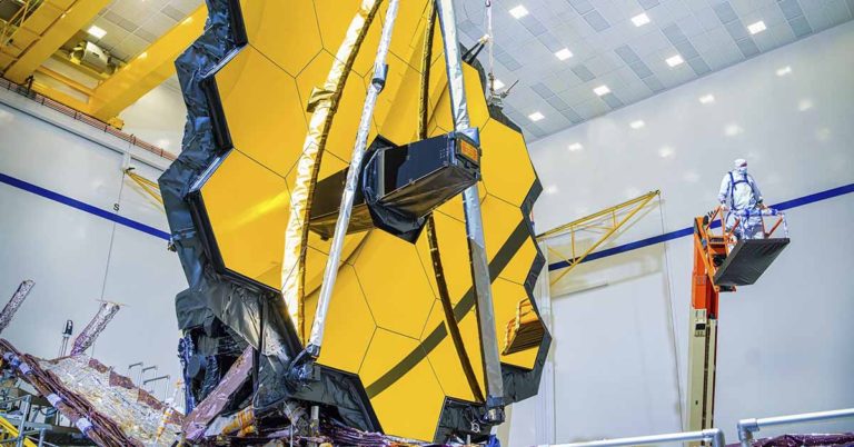 Rumor: Did the James Webb Telescope Really Discover Life on Another Planet? - Featured image