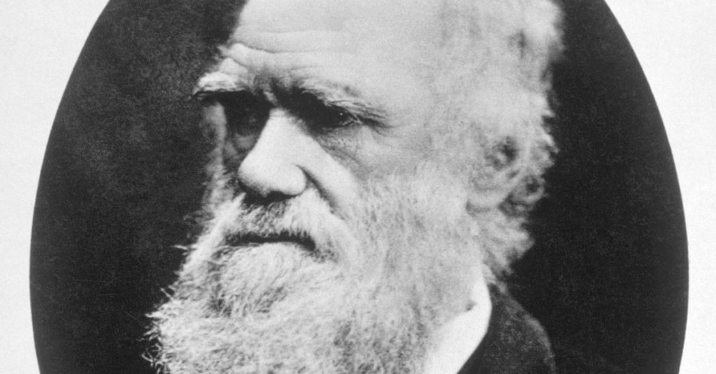 15+ Historical Figures You Didn’t Realize Lived Long Enough To Be Photographed - Featured image