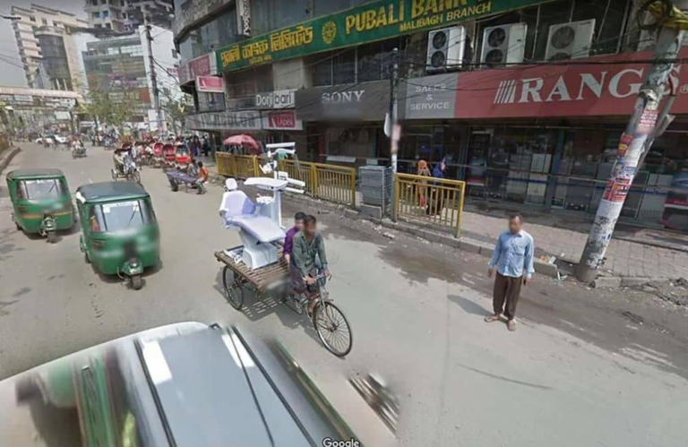 40 Funny Moments Captured By Google Street View