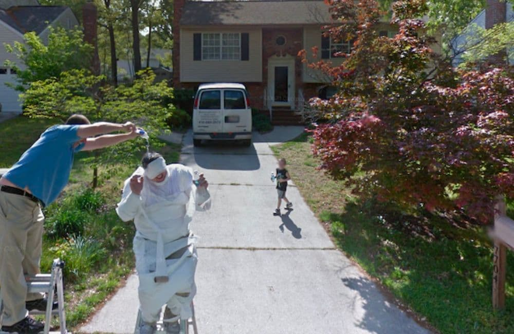 Apparently, there's a mummy living in the quiet suburbs, getting chased out by locals pouring water on his head.
