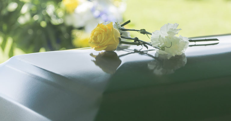 Man Who Live in Iron Lung Since for Over 70 Years Dies at 78 - Featured image