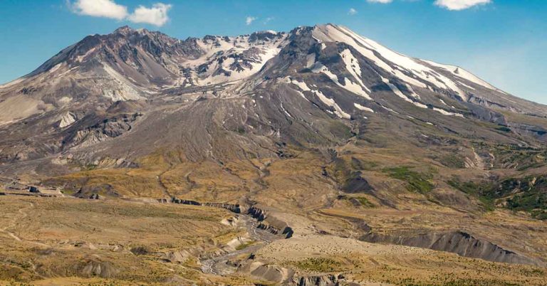 Chilling story behind photo of man smiling and sitting on a deck chair before disaster struck - Featured image