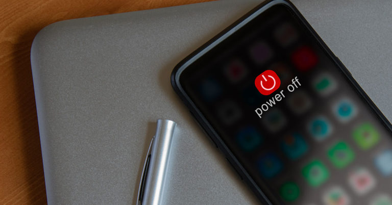 Here’s Why The NSA Says You Should Turn Off Your Phone Once a Week - Featured image