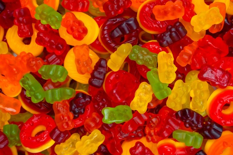 If You Love Sweets, You Might Actually Be a Kinder Person - Featured image